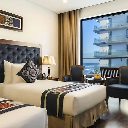 Balcona Hotel Da Nang-3